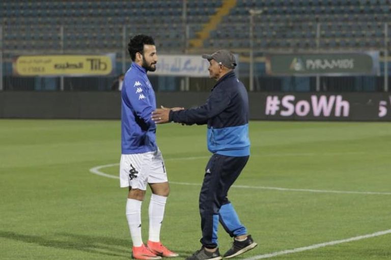 فرجاني ساسي لاعب خط وسط الزمالك