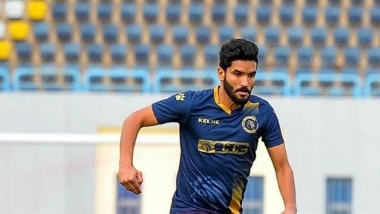 فرجاني ساسي لاعب خط وسط الزمالك