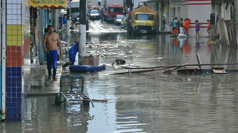 فيضانات غير مسبوقة تجتاح منطقة الأمازون في البرازيل