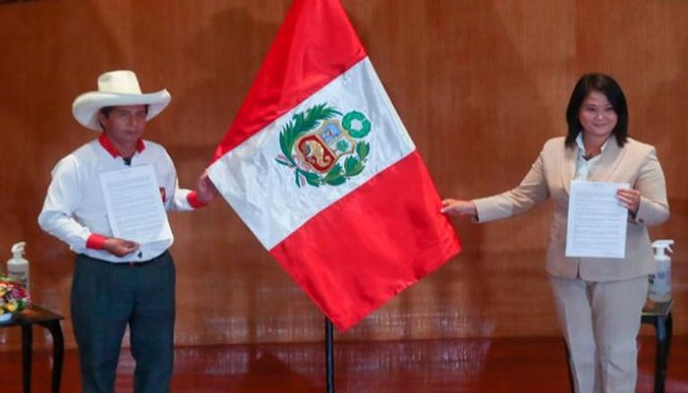 بيدرو كاستيلو وكيكو فوجيموري المرشحان لرئاسة بيرو