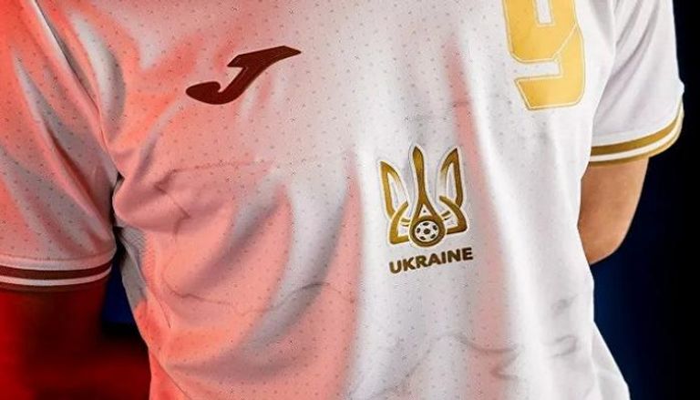 قميص منتخب أوكرانيا