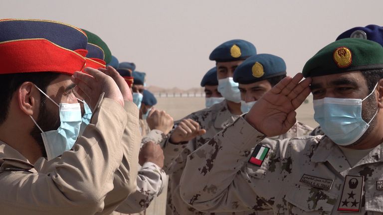 مشاركون من الإمارات في التمرين