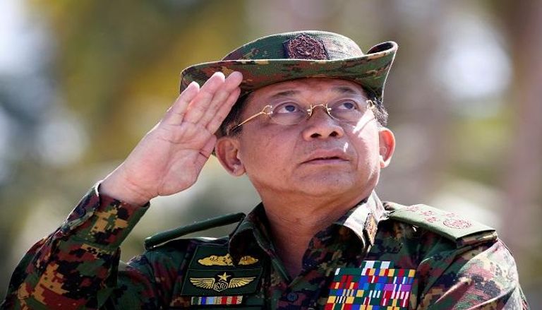 القائد العام للقوات المسلحة في ميانمار الجنرال مين أونج هلاينج