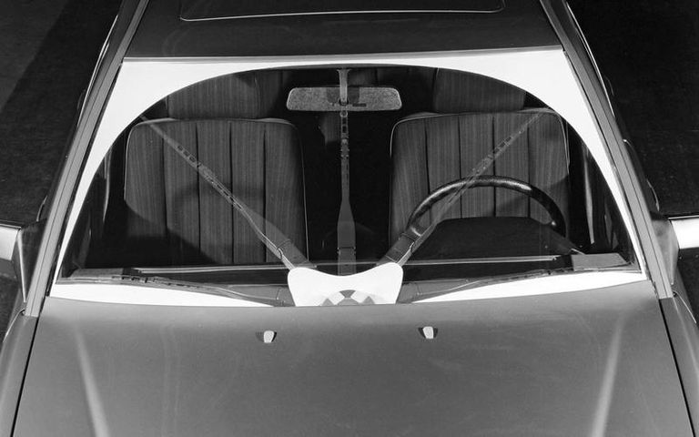 ابتكار الأكياس الهوائية