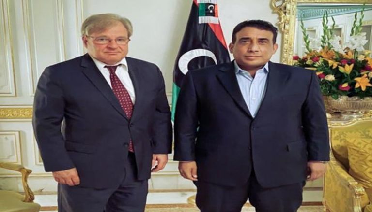 المبعوث الأمريكي مع رئيس المجلس الليبي 