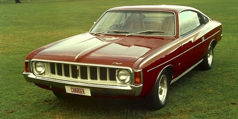 Chrysler Valiant Charger  Chevrolet Orlando