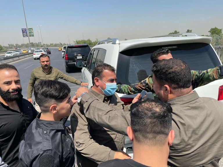 القيادي في الحشد الشعبي قاسم مصلح بعد إطلاق سراحه