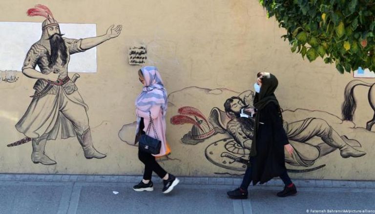 نسبة كبيرة من الإيرانيين يتجهون لمقاطعة الاقتراع