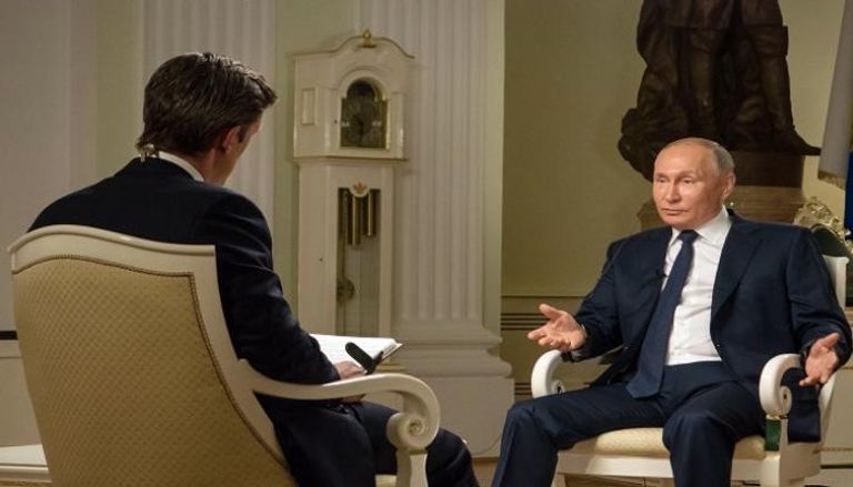 الرئيس فلاديمير بوتين خلال المقابلة