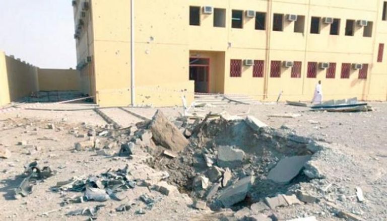 جانب من آثار هجوم حوثي سابق على مدرسة سعودية