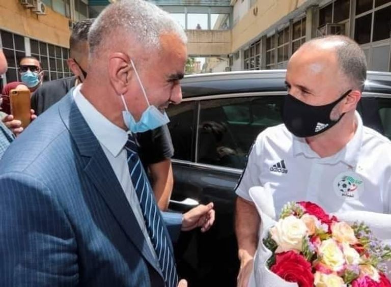 محافظ ولاية البليدة يستقبل المدرب بلماضي في المستشفى جمال بلماضي مدرب منتخب الجزائر