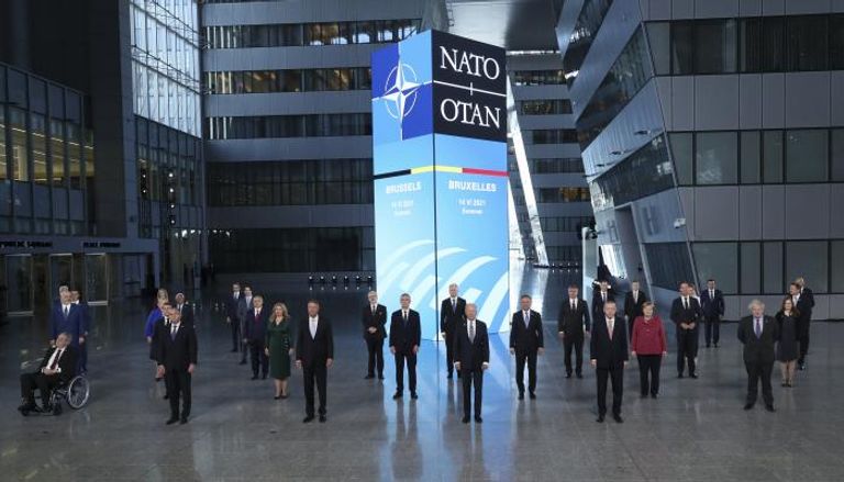 مشاركون في قمة الناتو