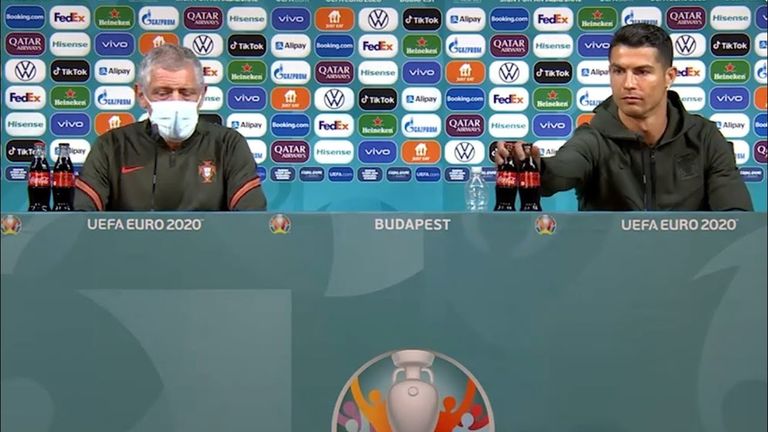 كريستيانو رونالدو قائد منتخب البرتغال