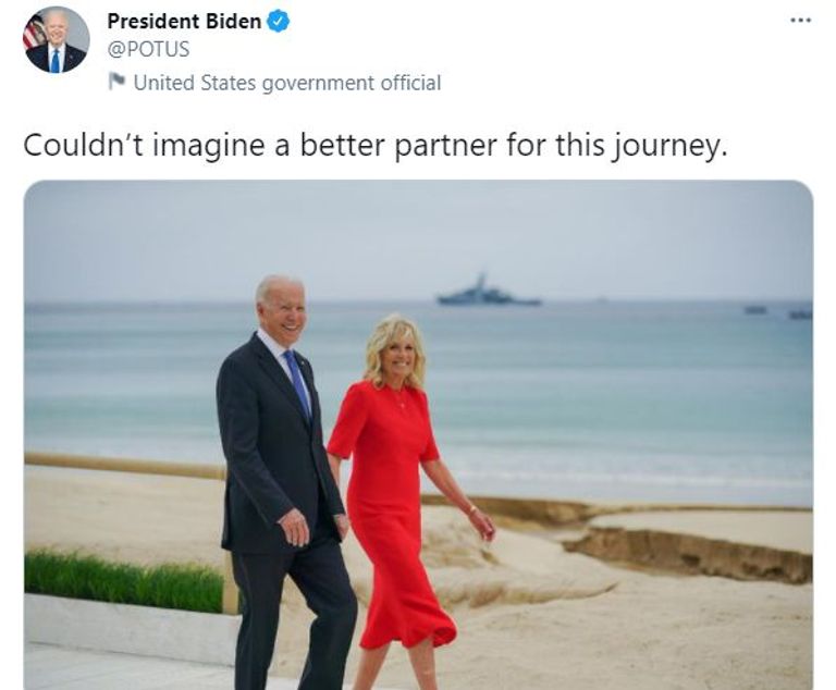 الرئيس الأمريكي جو بايدن وزوجته