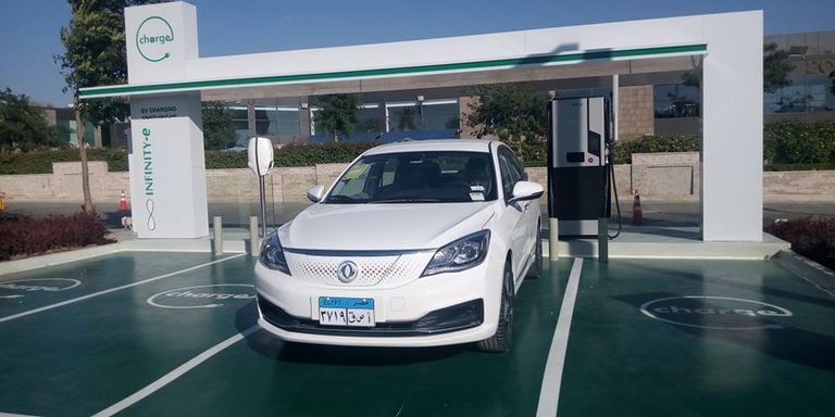 أول سيارة كهربائية مصرية الصنع