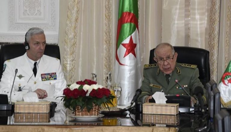 قائد الجيش الجزائري ونظيره الفرنسي السابق - أرشيفية