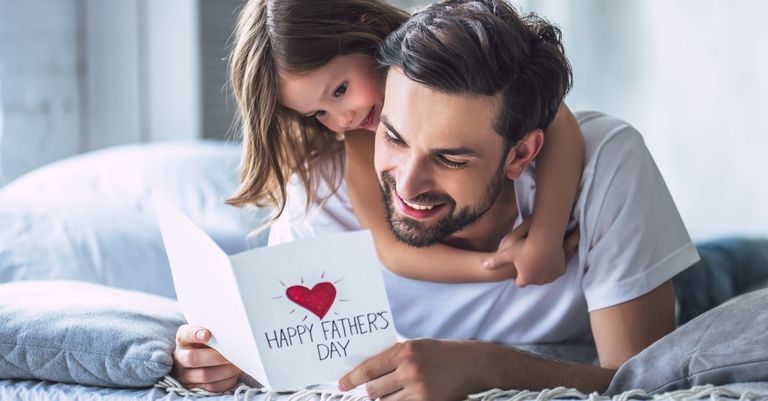 الاحتفال بعيد الأب له أكثر من قصة