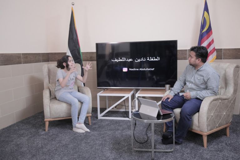 الطفلة نادين عبداللطيف