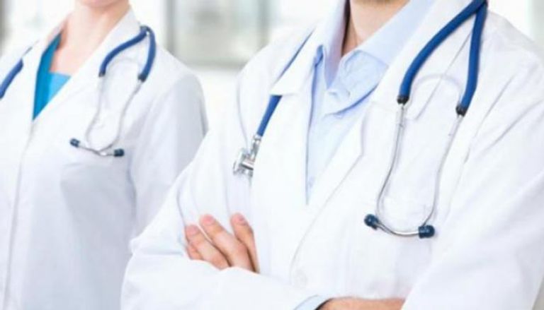 بعد جدل حول قرار يخص الأطباء في قطر.. وزارة الصحة توضح الأمر