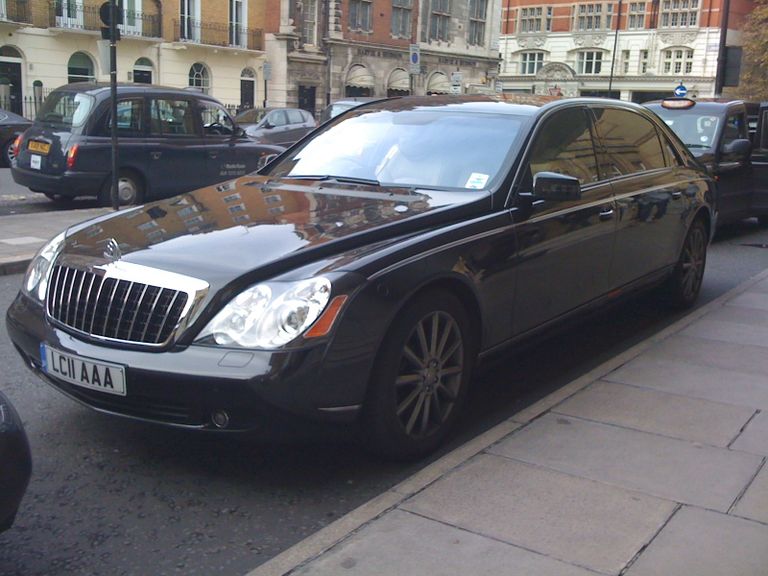 طراز Maybach 57 Zeppelin طراز Maybach S600 Pullman