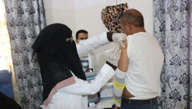 حملة التطعيم ضد فيروس كورونا في اليمن