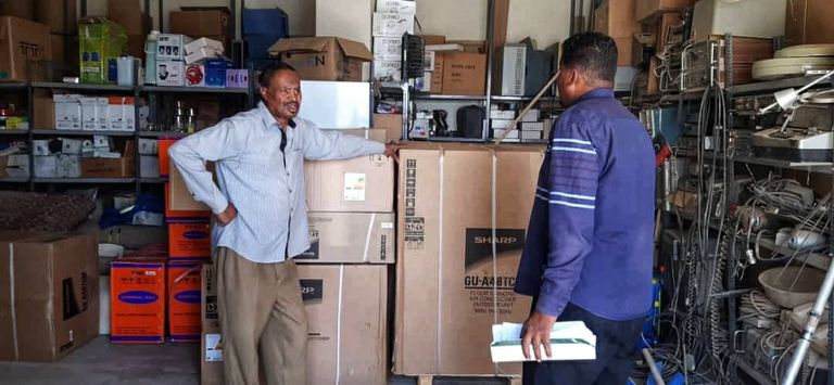 شيوخ قبائل الطوارق مع قائد الجيش الليبي المشير حفتر - أرشيفية