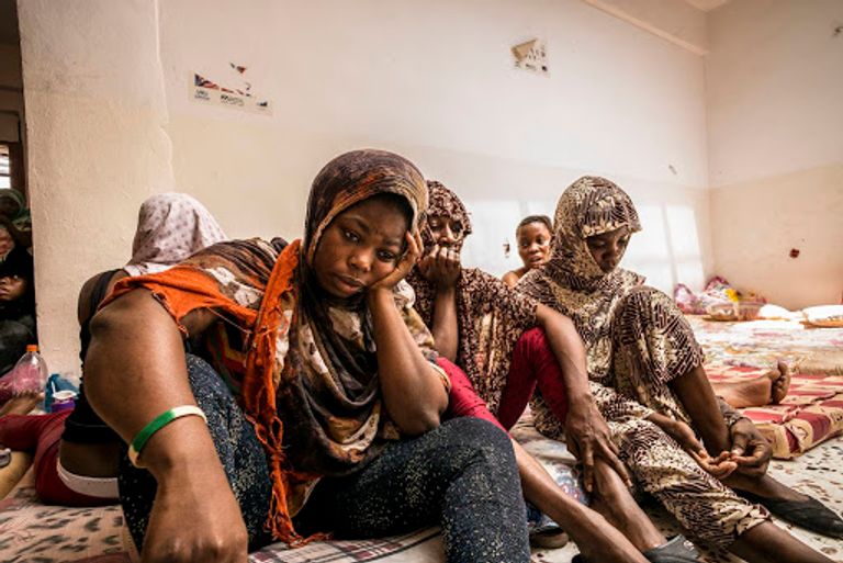 سيدتان أفريقيتان محتجزتان في ليبيا - دويتش فيليه