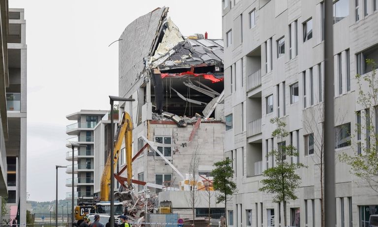 ملامح انهيار المدرسة قيد الإنشاء في بلجيكا