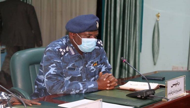 حاكم إقليم دارفور والعميد محمد أحمد أبكر الدقو