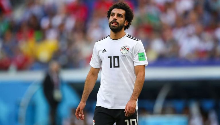 محمد صلاح بقميص منتخب مصر محمد صلاح بقميص ليفربول