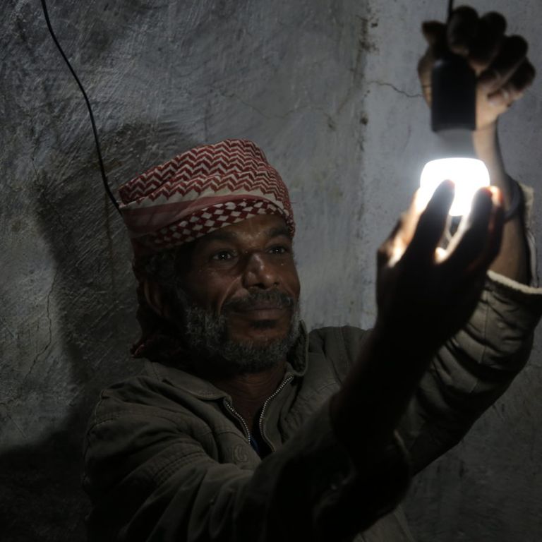 اليمن غارق في الظلام - رويترز