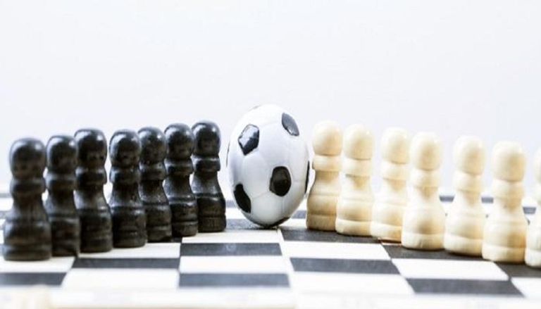 الشطرنج وكرة القدم