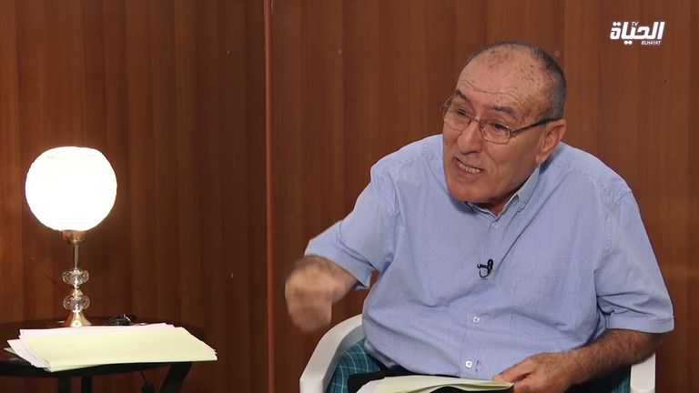 المعارض نور الدين آيت حمودة في المقابلة الصحفية على القناة الجزائرية الخاصة