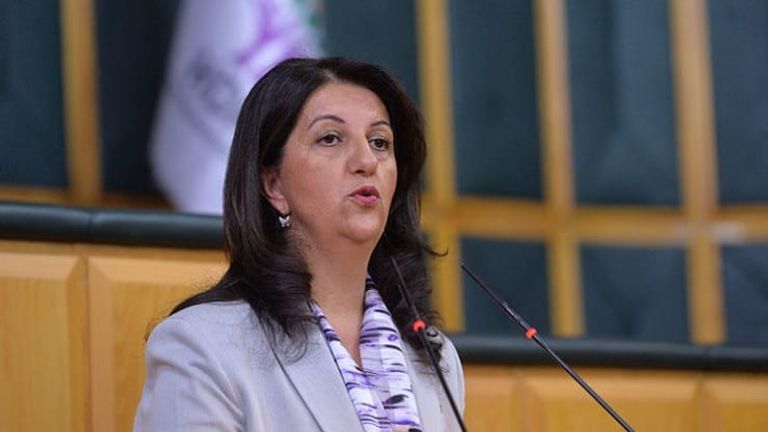 زعيم المعارضة التركية خلال اجتماع الكتلة البرلمانية لحزبه