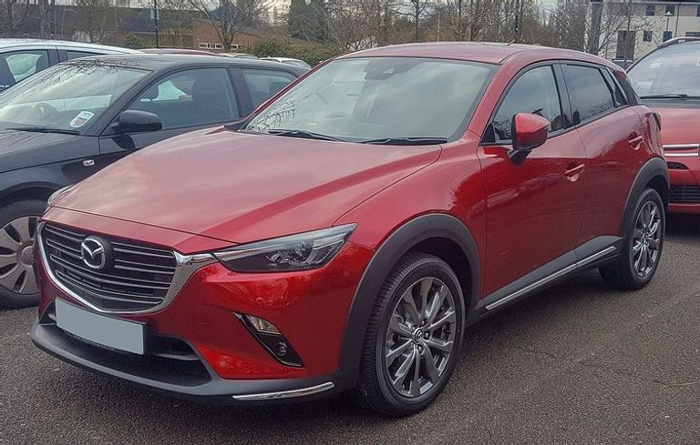 Mazda CX-3 طراز Hyundai Tucson موديل عام 2016،