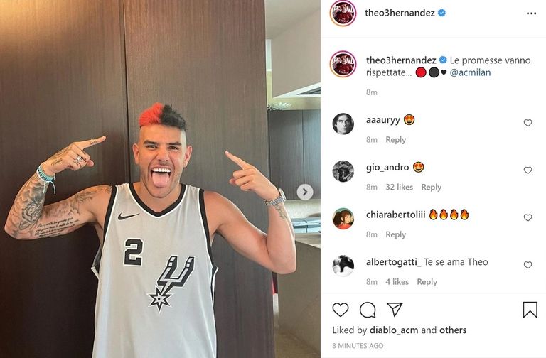 ثيو هرنانديز نجم ميلان 