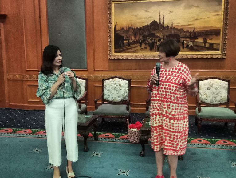 جانب من الندوة