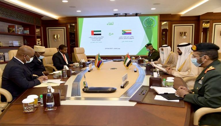 محمد بن أحمد البواردي ويوسف محمد علي 