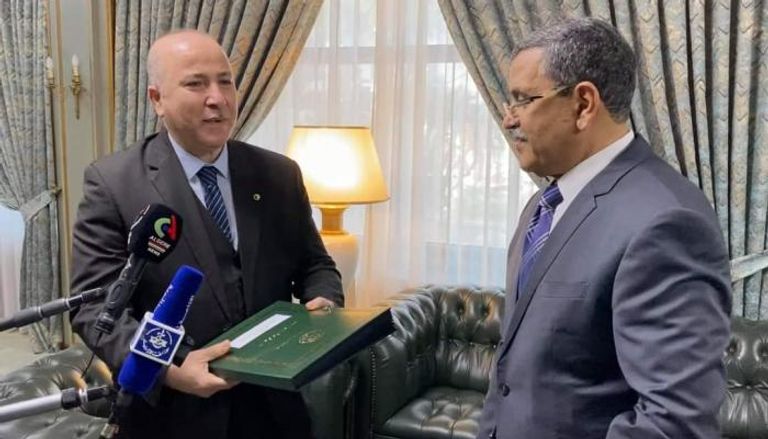 أيمن بن عبد الرحمن رئيس الوزراء الجزائري الجديد - أرشيفية