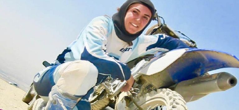 استهداف ممنهج الإيرانية شهرزاد نظيفي بطلة سباق موتوكروس للسيدات