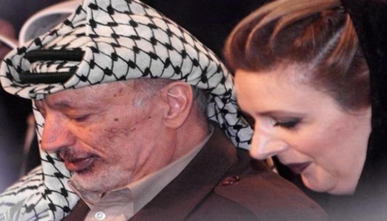 الرئيس الفلسطيني الراحل ياسر عرفات وزوجته - أرشيفية