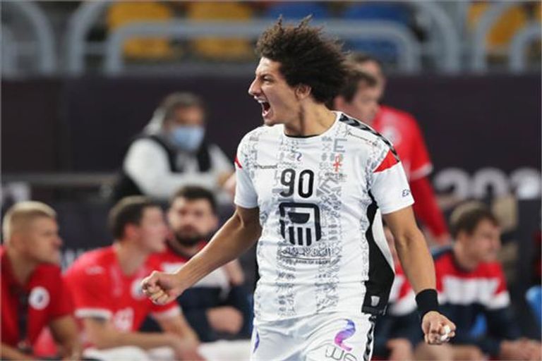 Ø¹Ù„ÙŠ Ø²ÙŠÙ† Ù†Ø¬Ù… Ù…Ù†ØªØ®Ø¨ Ù…ØµØ± Ù„ÙƒØ±Ø© Ø§Ù„ÙŠØ¯ ÙÙŠ Ø£ÙˆÙ„Ù…Ø¨ÙŠØ§Ø¯ Ø·ÙˆÙƒÙŠÙˆ ÙŠÙ†Ø¶Ù… Ù„Ø¨Ø±Ø´Ù„ÙˆÙ†Ø©