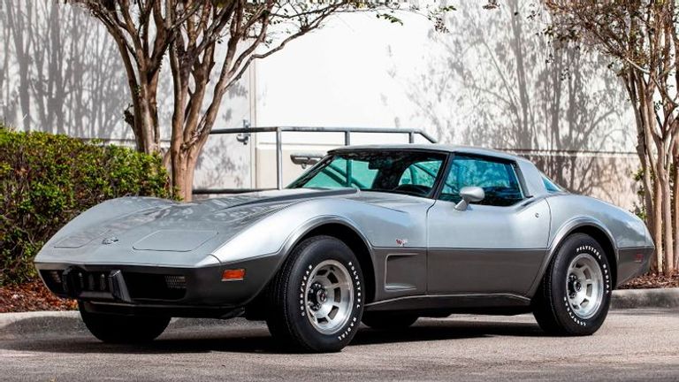 طراز Chevrolet Corvette C3 طراز Lotus Elan +2