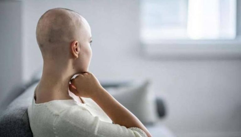 تساقط الشعر من التأثيرات الجانبية لعلاجات مرض السرطان - أرشيفية