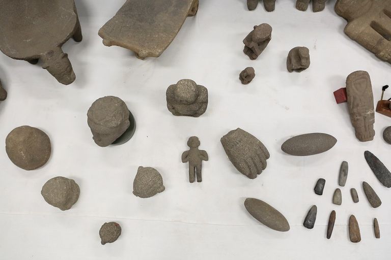 مجموعة من القطع الأثرية التي أعادها متحف بروكلين