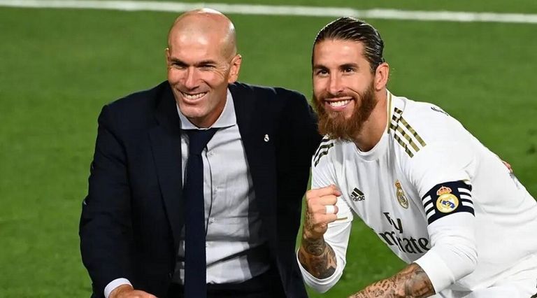 سيرجيو راموس مع زيدان في ريال مدريد زين الدين زيدان مدرب ريال مدريد السابق