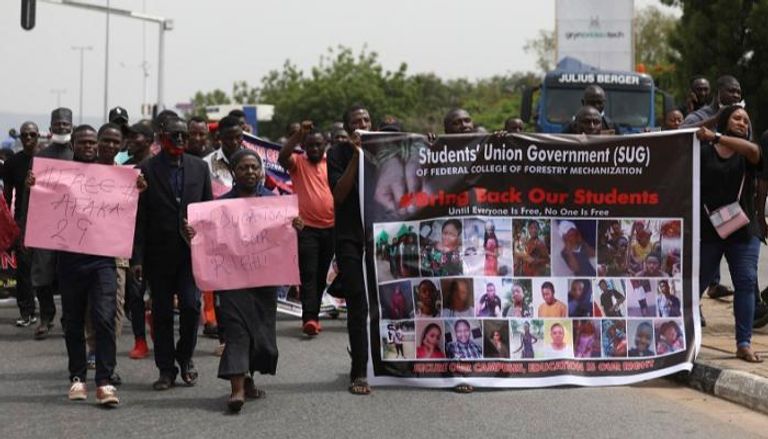 نيجيريون خرجوا للمطالبة بوقف الاختطاف- الفرنسية