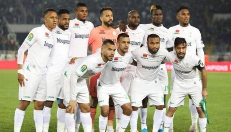 الرجاء يقترب من فقدان لقب الدوري المغربي