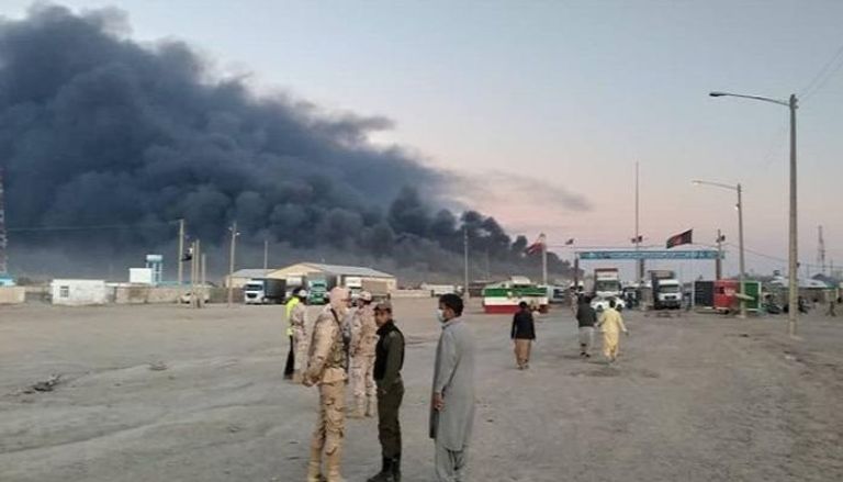 منفذ "دوغارون" الحدودي بين إيران وأفغانستان منفذ "دوغارون" الحدودي بين إيران وأفغانستان