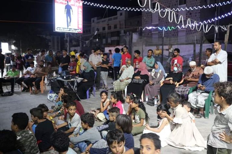 جانب من إحدى فعاليات التوعية بمخاطر المخدرات في عدن